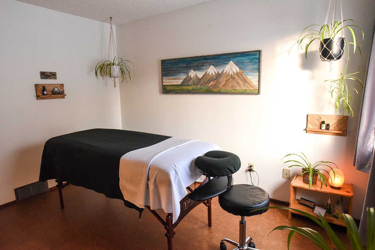 Threepoint Therapeutic Massage in Millarville Alberta